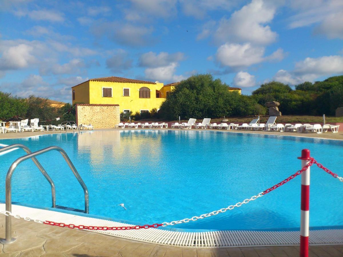 Appartamenti Mirice Beach Resort - Mare & Pace Li Valcaggi المظهر الخارجي الصورة